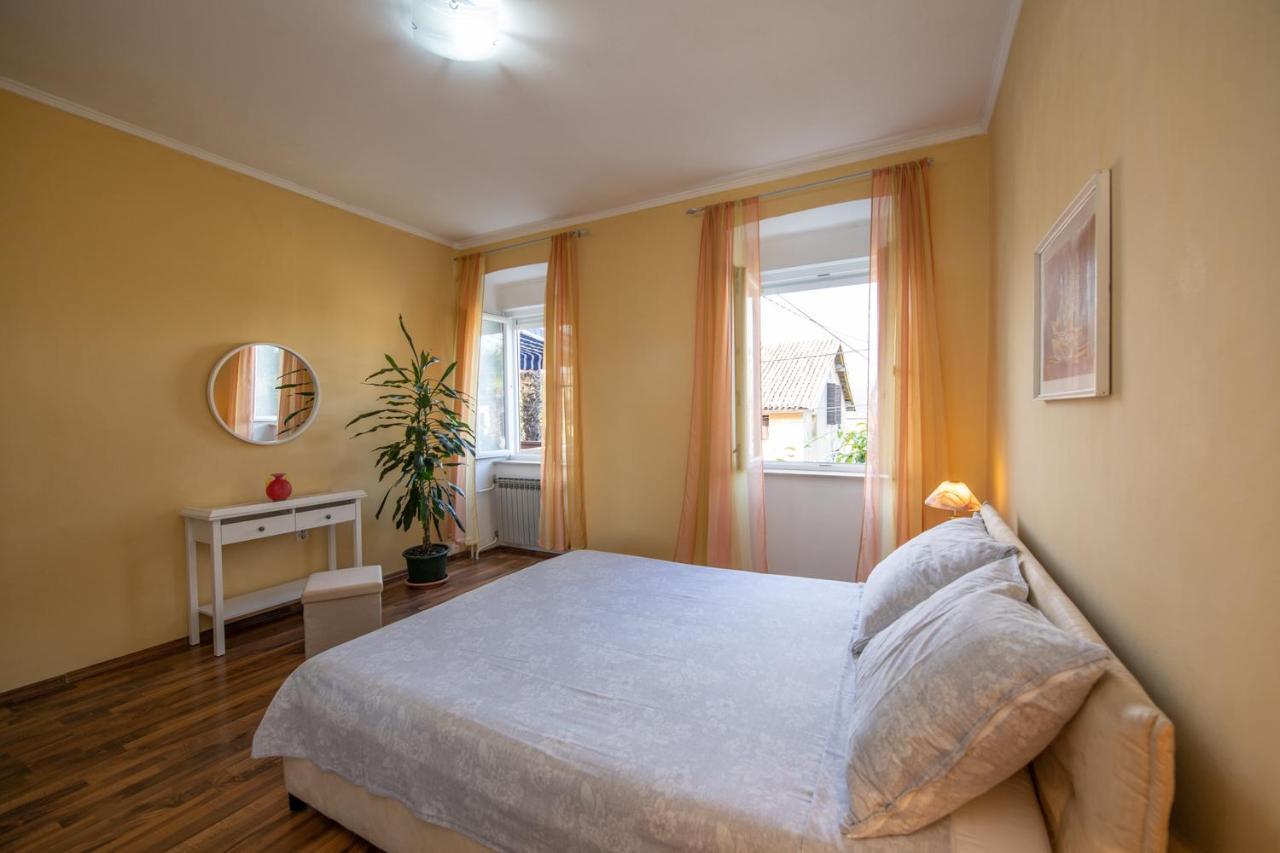 Apartment Minka Opatija Luaran gambar